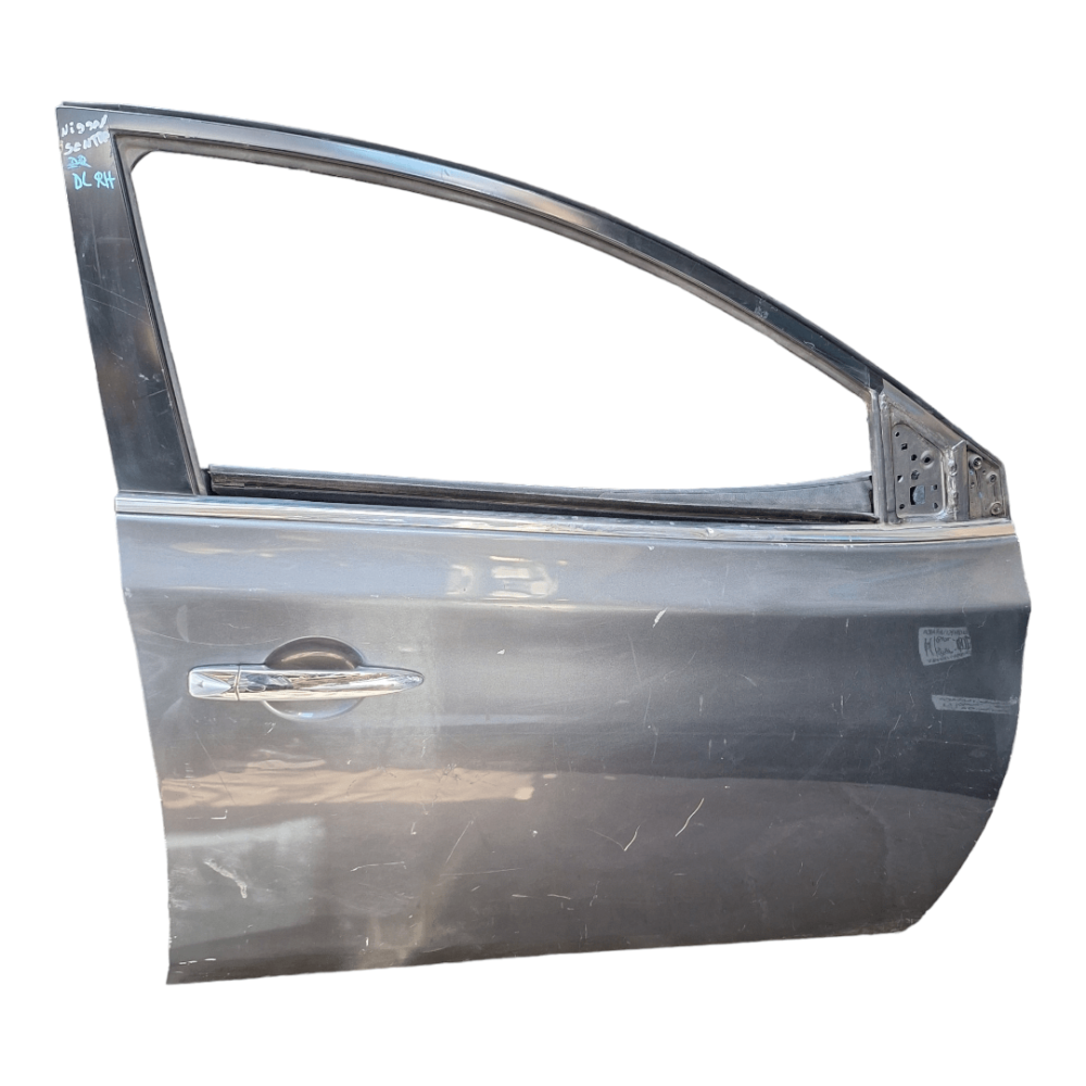 PUERTA DELANTERA DERECHA (RH) NISSAN SENTRA 2015 AL 2020