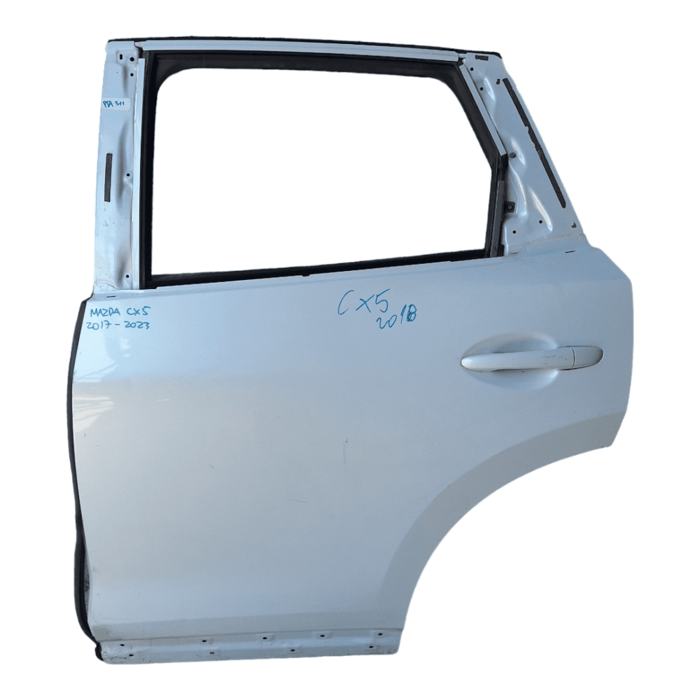 PUERTA TRASERA IZQUIERDA (LH) MAZDA CX5 2018 AL 2024