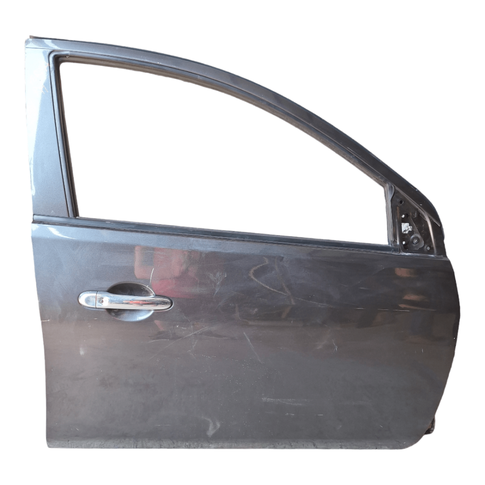 PUERTA DELANTERA DERECHA (RH) NISSAN VERSA 2013 AL 2021
