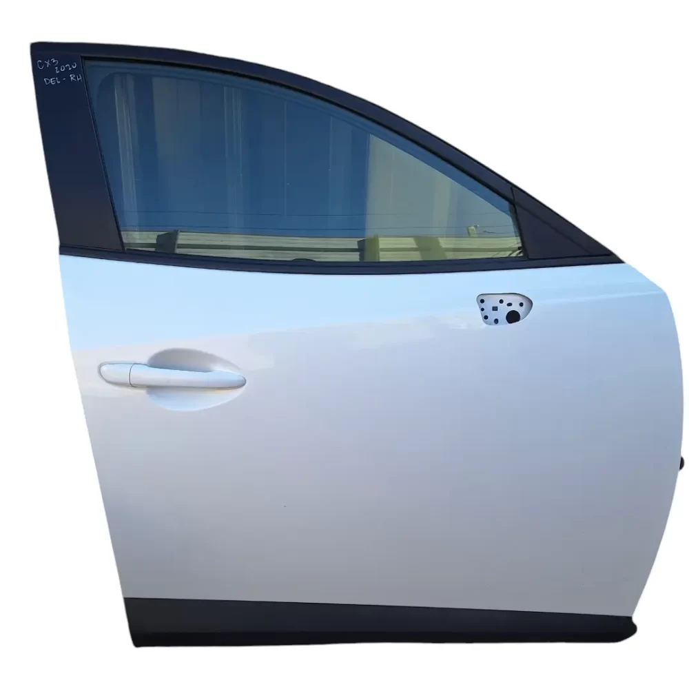 PUERTA DELANTERA DERECHA MAZDA CX3 2016 en adelante