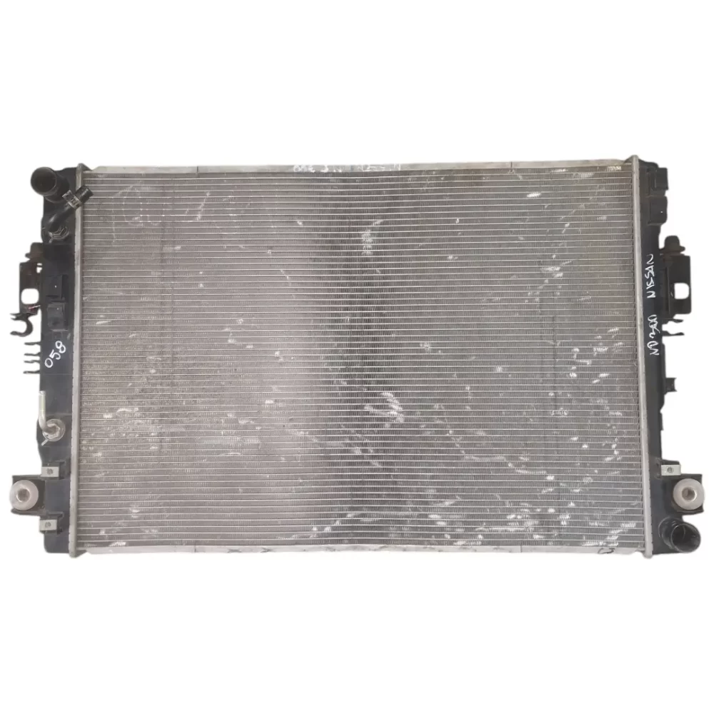 RADIADOR DE AGUA NISSAN NP300 2016 en adelante