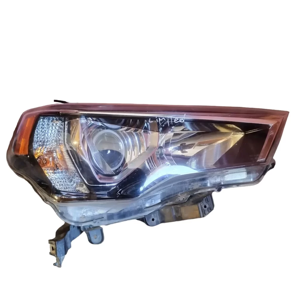 OPTICO DERECHO (RH) TOYOTA 4RUNNER COMPATIBLE DESDE EL AÑO 2014 AL 2022