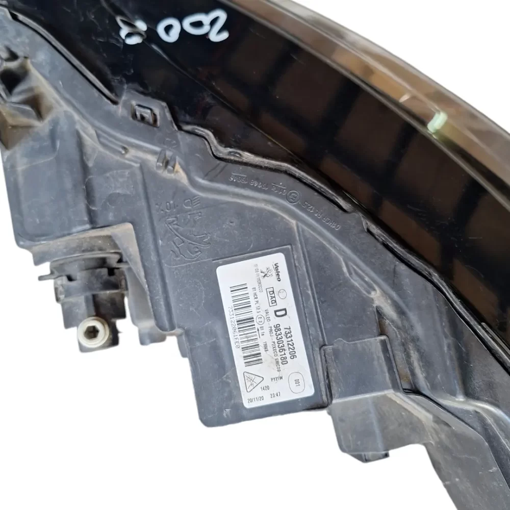 OPTICO DERECHO (RH) PEUGEOT 2008 DETALLE COMPATIBLE DESDE EL AÑO 2019 AL 2022 - Imagen 4