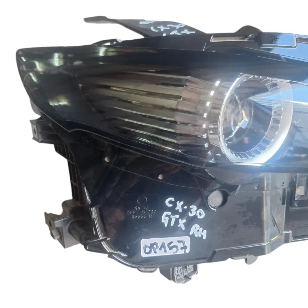 OPTICO DERECHO (RH) MAZDA CX30 GTX COMPATIBLE DESDE EL AÑO 2022 EN ADELANTE - Imagen 2