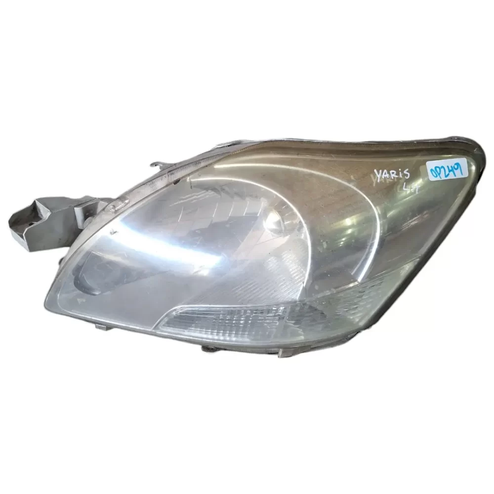 OPTICO IZQUIERDO (LH) TOYOTA YARIS SEDÁN COMPATIBLE DESDE EL AÑO 2006 AL 2013