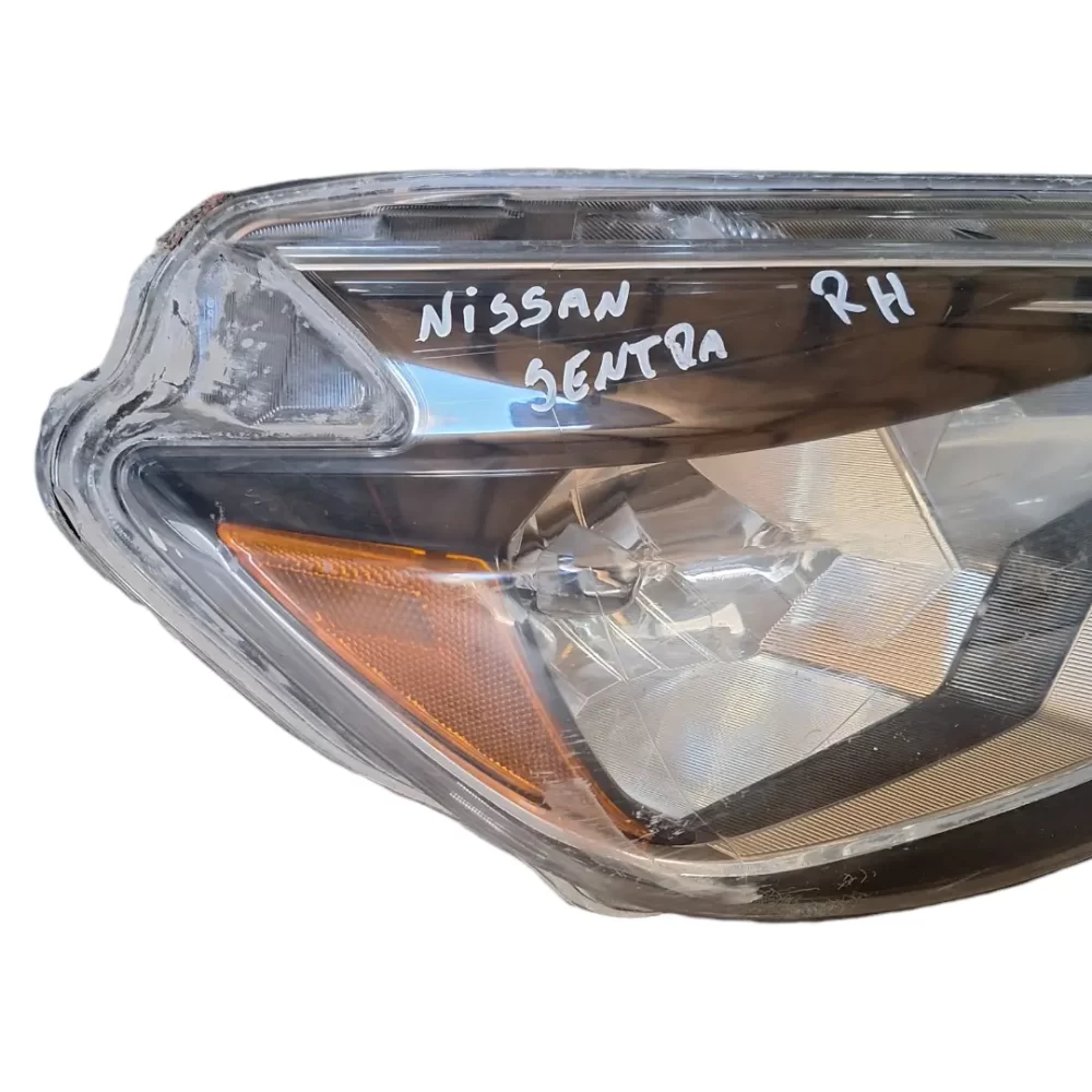 OPTICO DERECHO (RH) NISSAN SENTRA COMPATIBLE DESDE EL AÑO 2016 AL 2019 - Imagen 2