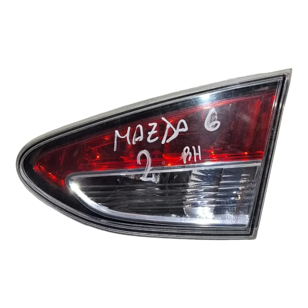 FOCO TRASERO DERECHO (RH) MAZDA 2 2G 2005 AL 2015 PORTALON - CON DETALLE