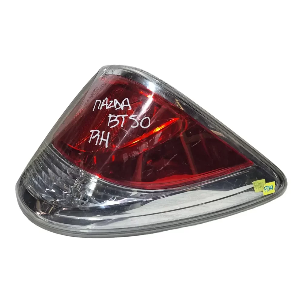 FOCO TRASERO DERECHO (RH) MAZDA BT50 2013 AL 2015 CARROCERIA