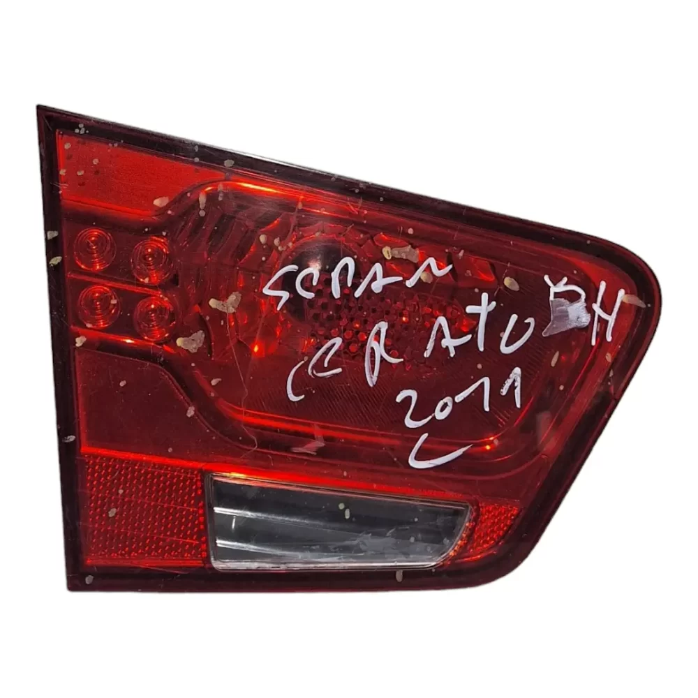 FOCO TRASERO DERECHO (RH) KIA CERATO SEDAN  2011 AL 2013 MALETA