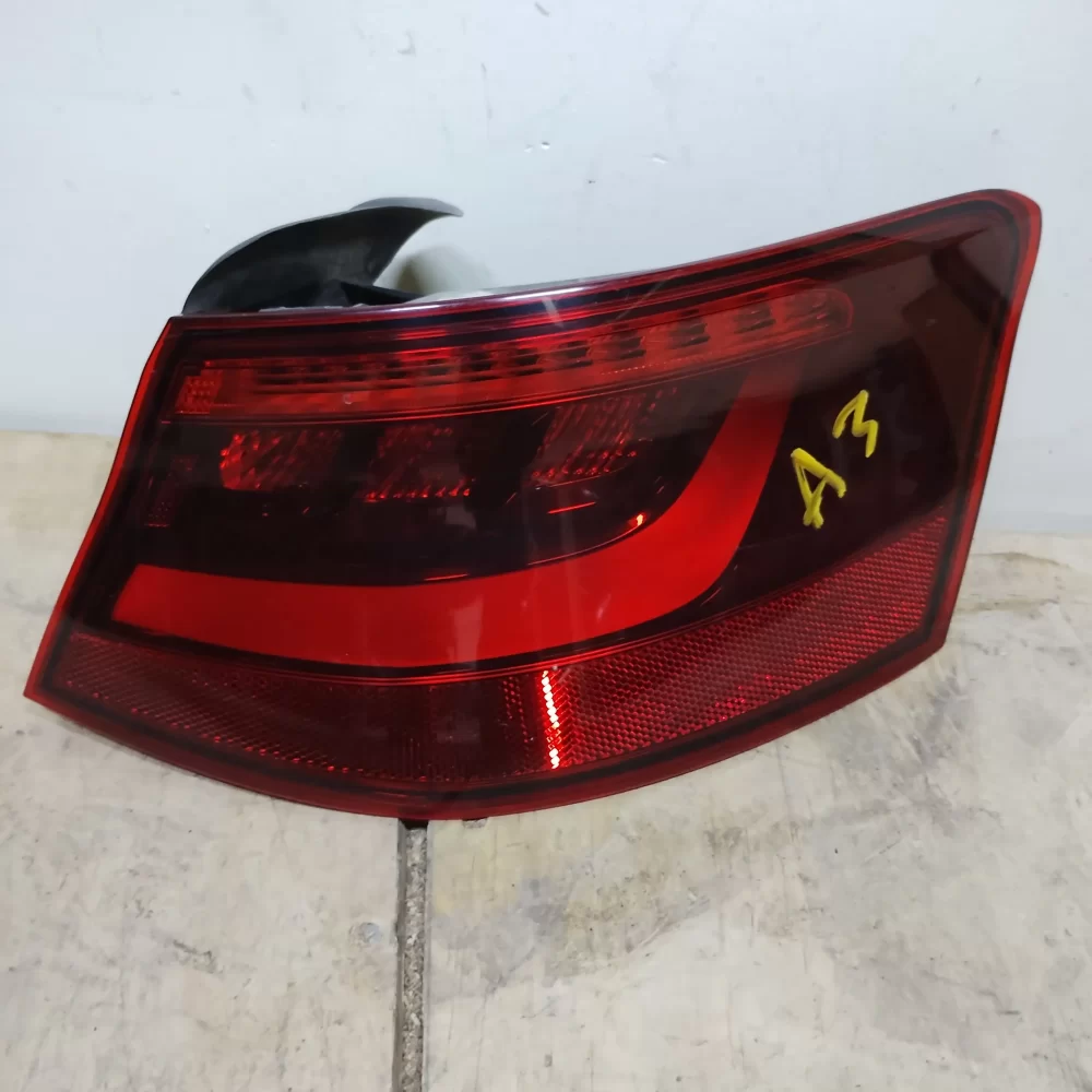 FOCO TRASERO DERECHO (RH) AUDI A3 2012 AL 2016 CARROCERIA