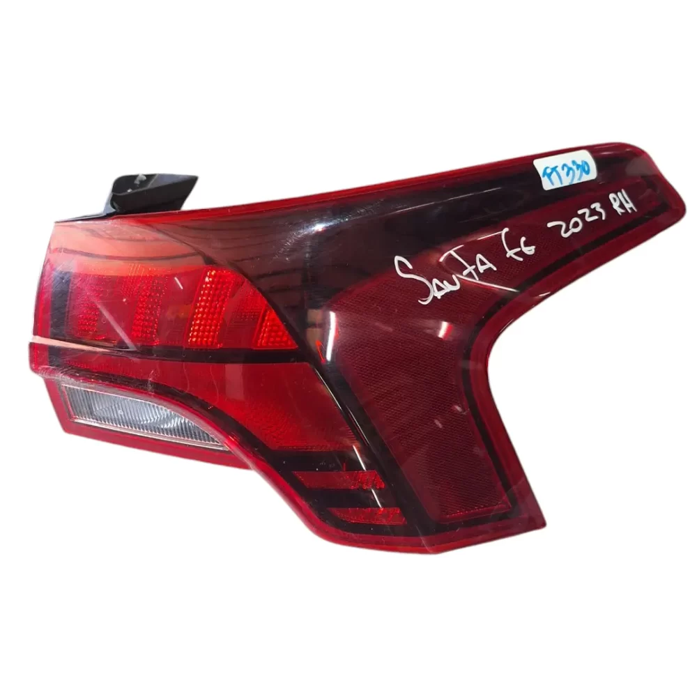 FOCO TRASERO DERECHO (RH) HYUNDAI SANTA FE 2023 EN ADELANTE CARROCERIA