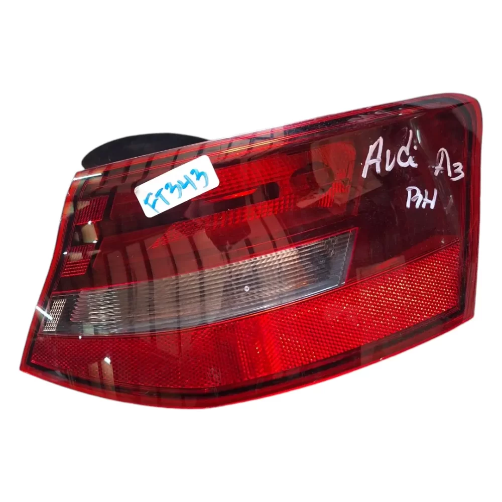 FOCO TRASERO DERECHO (RH) AUDI A3 2013 AL 2016 CARROCERIA