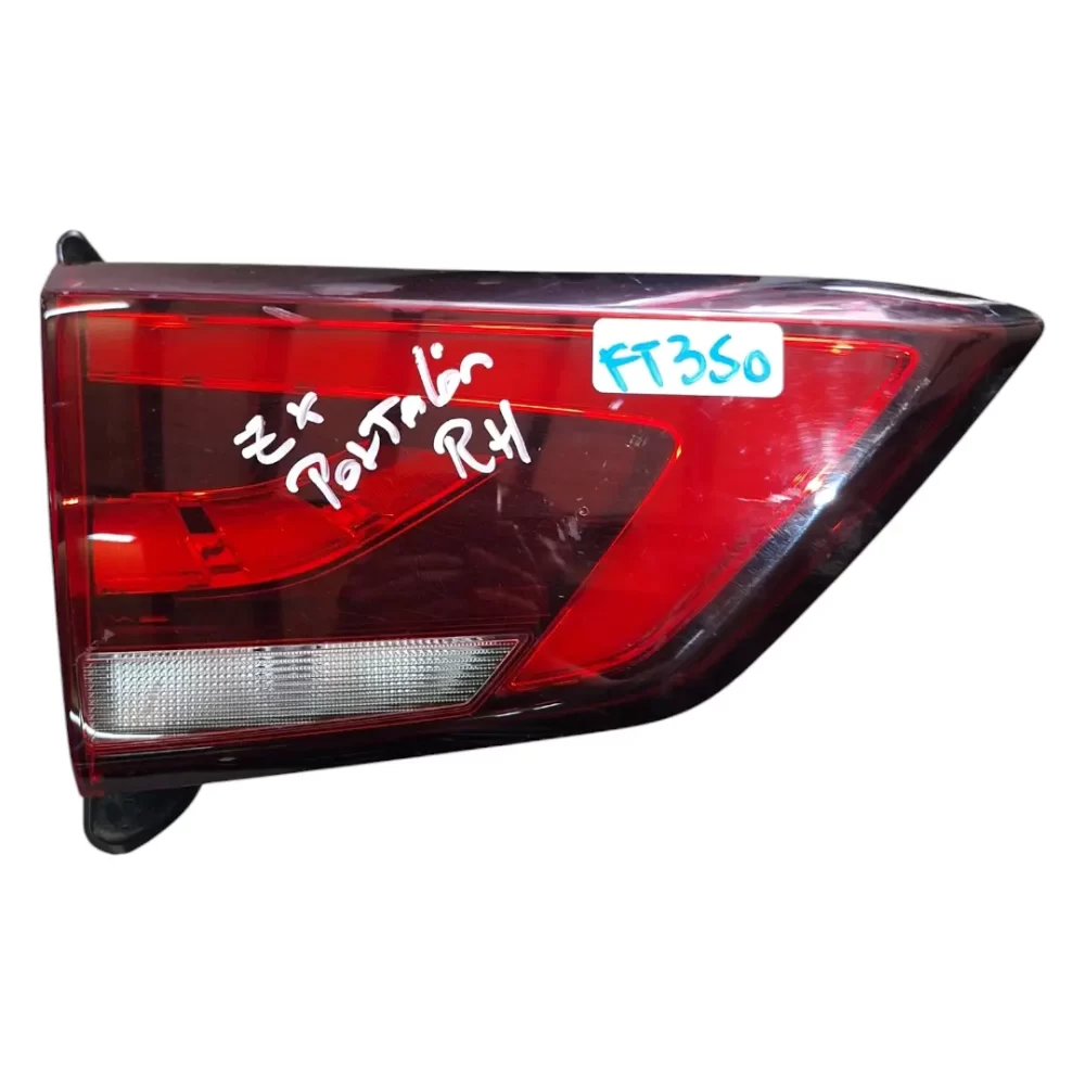FOCO TRASERO DERECHO (RH) MG ZX 2019 EN ADELANTE PORTALON