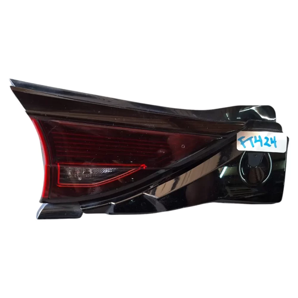 FOCO TRASERO IZQUIERDO (LH) MAZDA CX5 2018 AL 2022 PORTALON