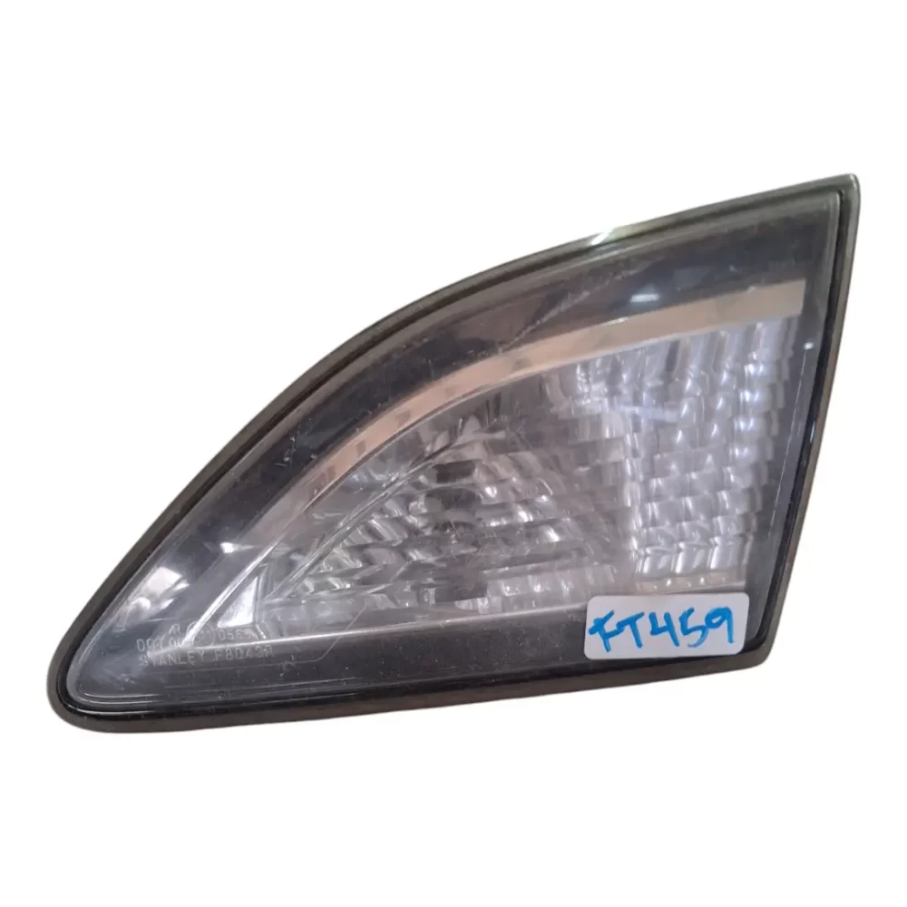 FOCO TRASERO DERECHO (RH) MAZDA 3 SPORT 2G 2010 AL 2014 PORTALON - CON DETALLE