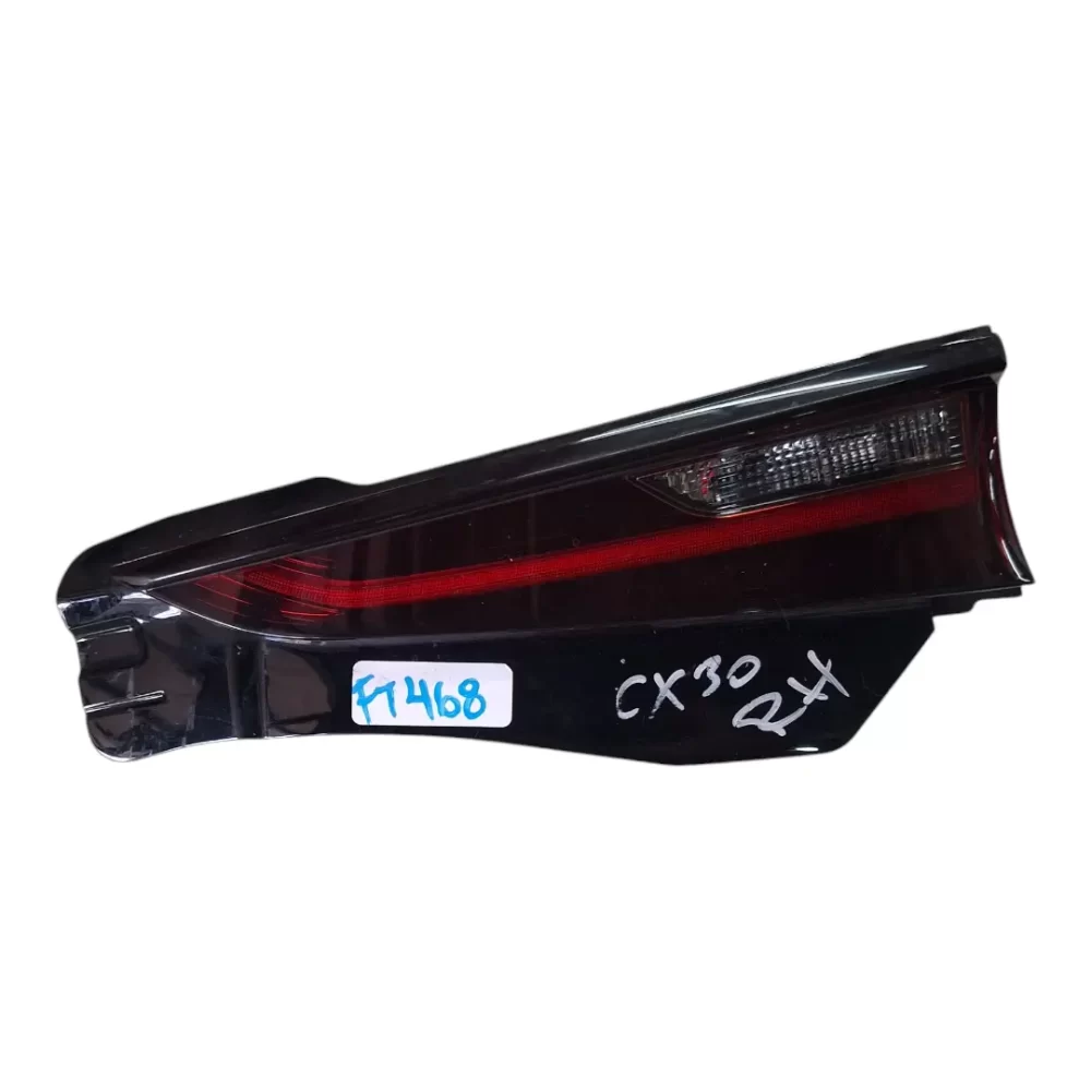 FOCO TRASERO DERECHO (RH) MAZDA CX30 2020 EN ADELANTE PORTALON