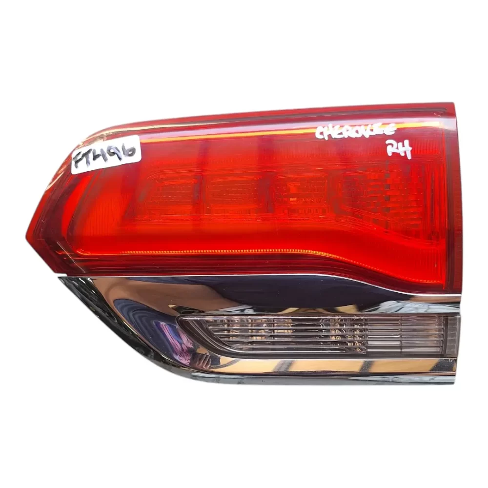 FOCO TRASERO DERECHO (RH) JEEP GRAND CHEROKEE  PORTALON - CON DETALLE