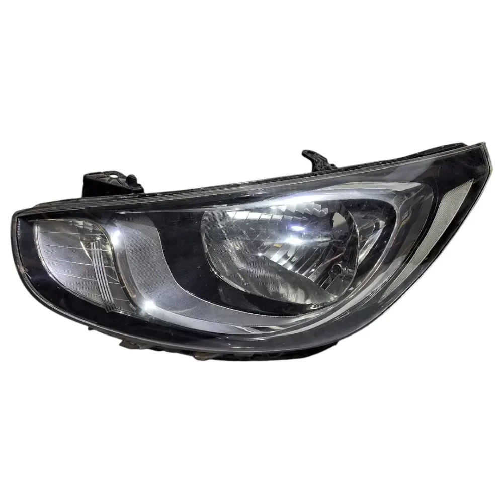 OPTICO IZQUIERDO (LH) HYUNDAI ACCENT COMPATIBLE DESDE EL AÑO 2011 AL 2014