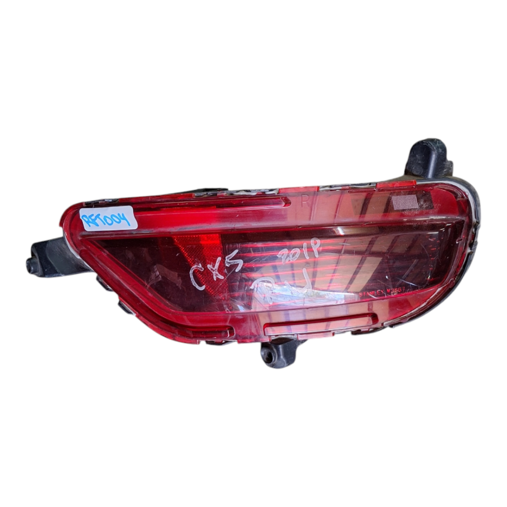 REFLECTANTE DERECHO (RH) MAZDA CX5 2018 AL 2022 TRASERO