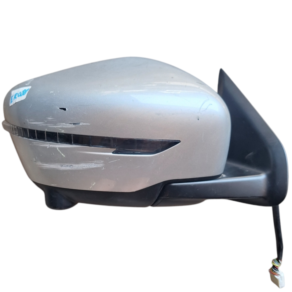 ESPEJO RETROVISOR DERECHO RH NISSAN NAVARA 2021 EN ADELANTE - CON LUNETA