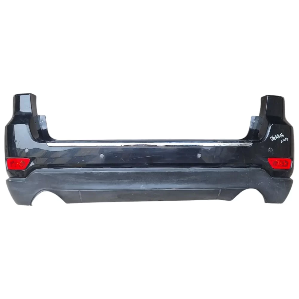 PARACHOQUE TRASERO JEEP GRAND CHEROKEE 2014 al 2022