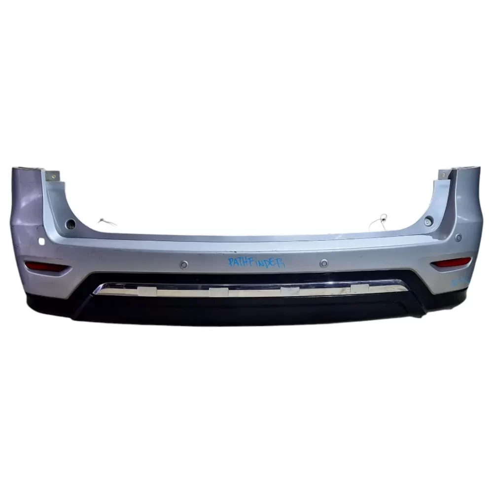 PARACHOQUE TRASERO NISSAN PATHFINDER 2014 al 2017