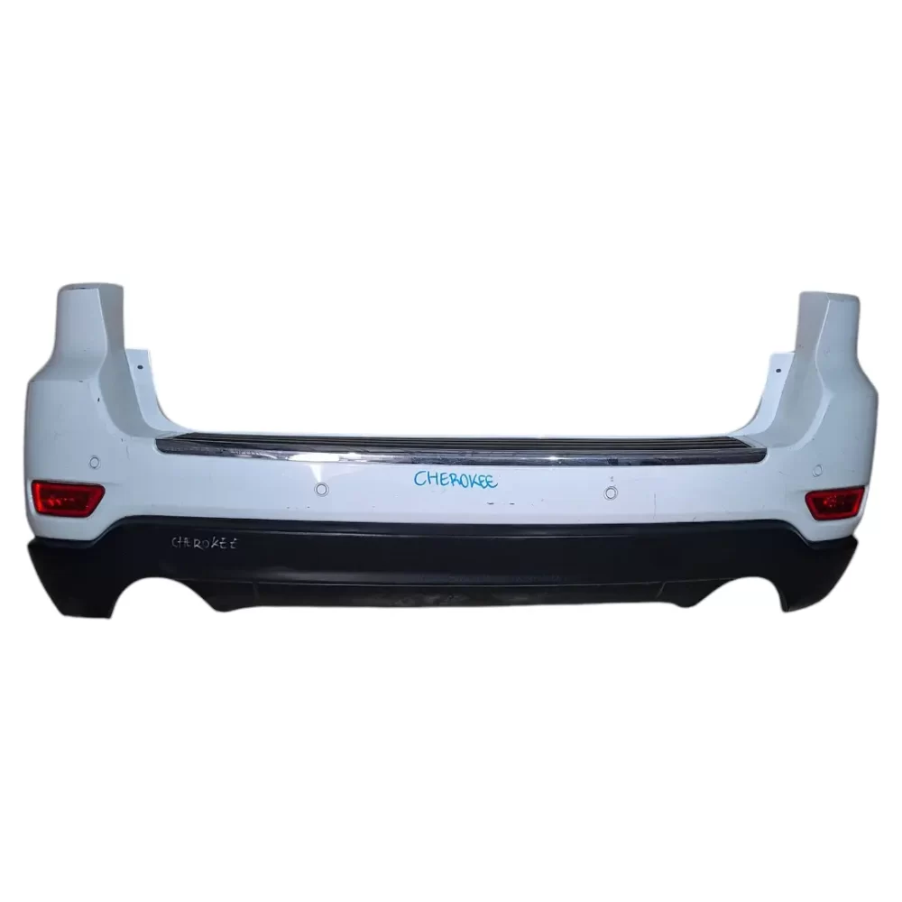 PARACHOQUE TRASERO JEEP GRAND CHEROKEE 2014 al 2022