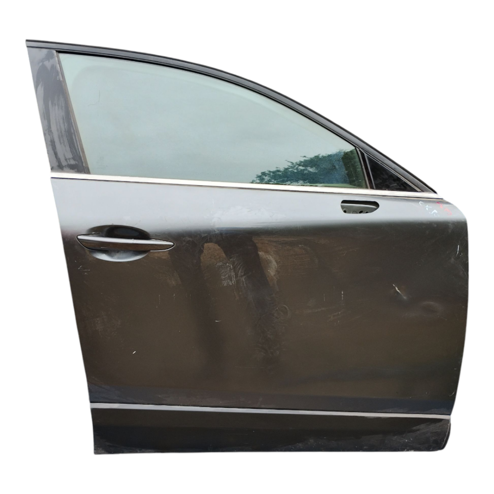 PUERTA DELANTERA DERECHA MAZDA CX30 2020 EN ADELANTE