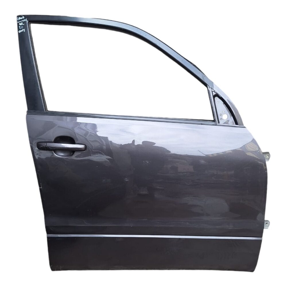 PUERTA DELANTERA DERECHA (RH) SUZUKI GRAND NOMADE 2015