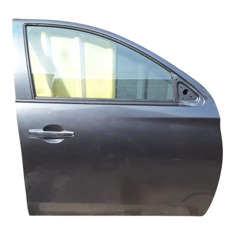 PUERTA DELANTERA DERECHA MITSUBISHI L200 2016 AL 2024