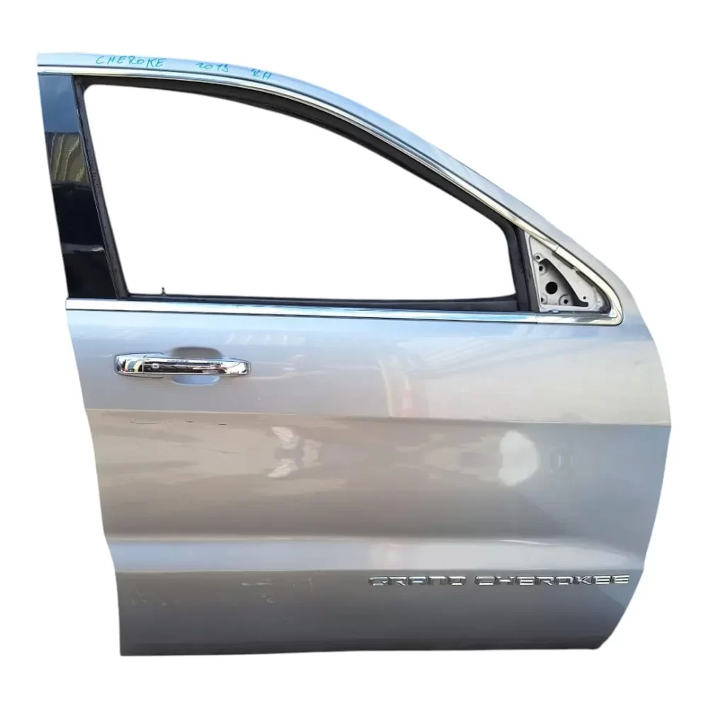 PUERTA DELANTERA DERECHA JEEP CHEROKEE 2014 AL 2022