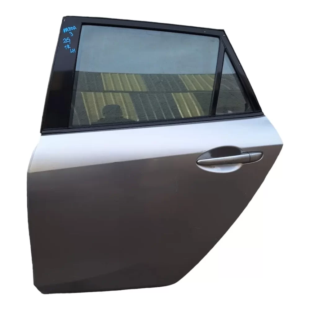 PUERTA TRASERA IZQUIERDA MAZDA 3 2G 2010 AL 2014