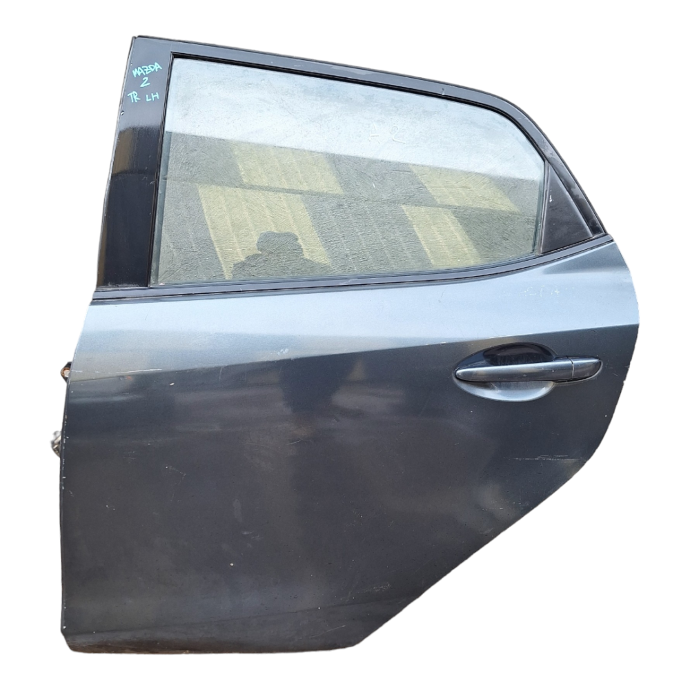 PUERTA TRASERA IZQUIERDA MAZDA 2 2010 AL 2014
