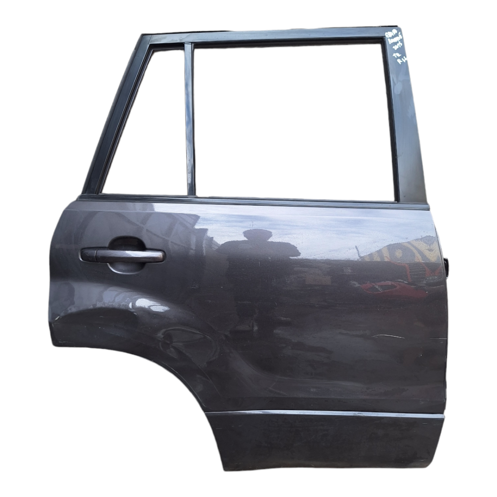 PUERTA TRASERA DERECHA SUZUKI GRAND NOMADE 2006 AL 2019