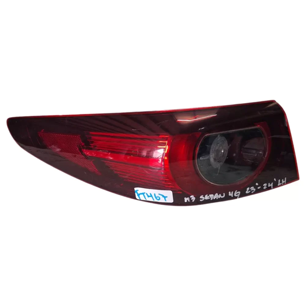 FOCO TRASERO IZQUIERDO (LH) MAZDA 3 SEDAN 4G 2023 AL 2024 MALETA