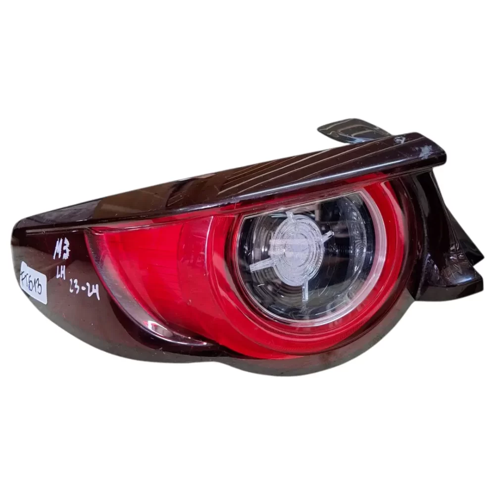 FOCO TRASERO IZQUIERDO (LH) MAZDA 3 4G 2023 AL 2024 CARROCERIA