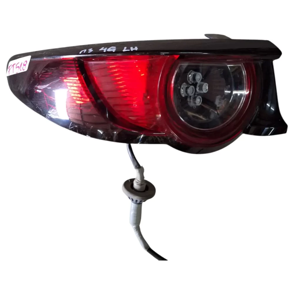 FOCO TRASERO IZQUIERDO (LH) MAZDA 3 4G 2020 AL 2023 CARROCERIA