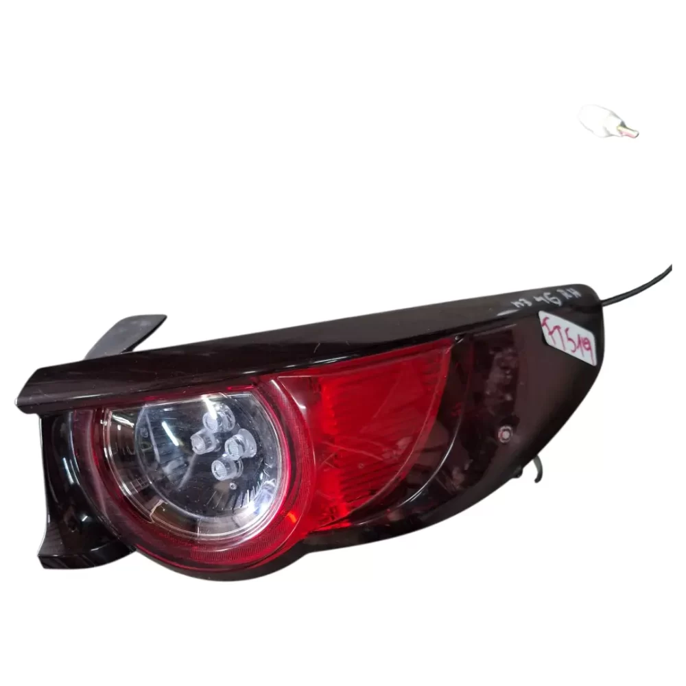 FOCO TRASERO DERECHO (RH) MAZDA 3 4G 2020 AL 2023 CARROCERIA