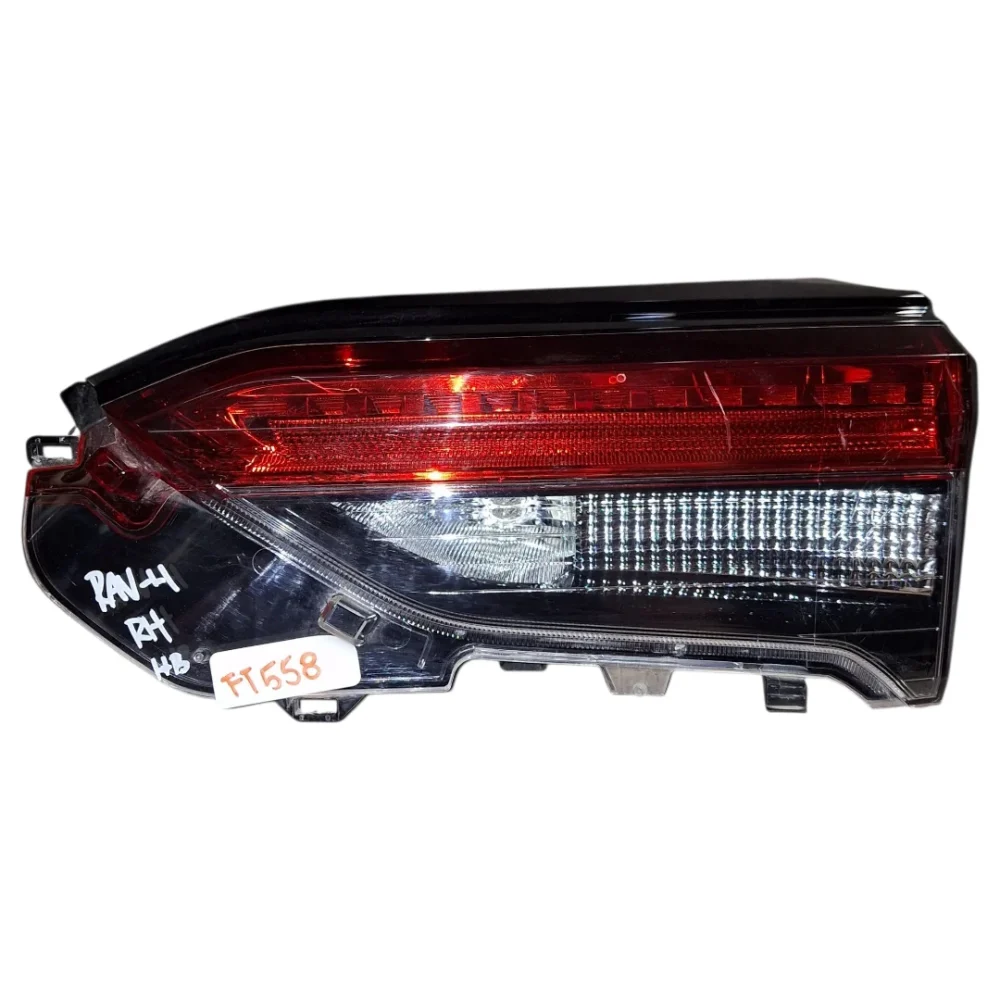FOCO TRASERO DERECHO TOYOTA RAV4 PORTALON HIBRIDO 2019-2026