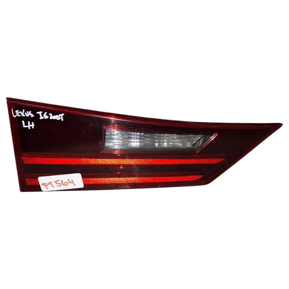 FOCO TRASERO IZQUIERDO LEXUS IS200T PORTALON 2013-2017