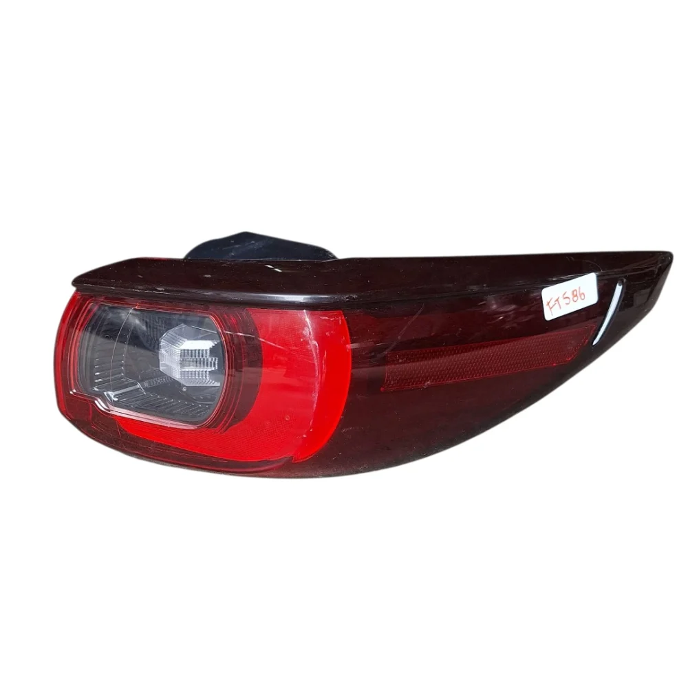 FOCO TRASERO DERECHO MAZDA CX5 CARROCERIA 2023/2024
