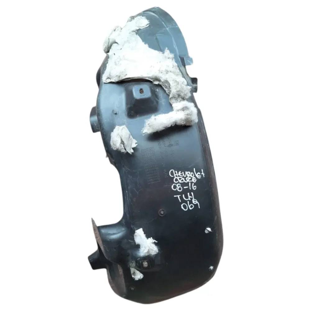 GUARDAFANGO TRASERO IZQUIERDO CHEVROLET CRUZE 2008/2016