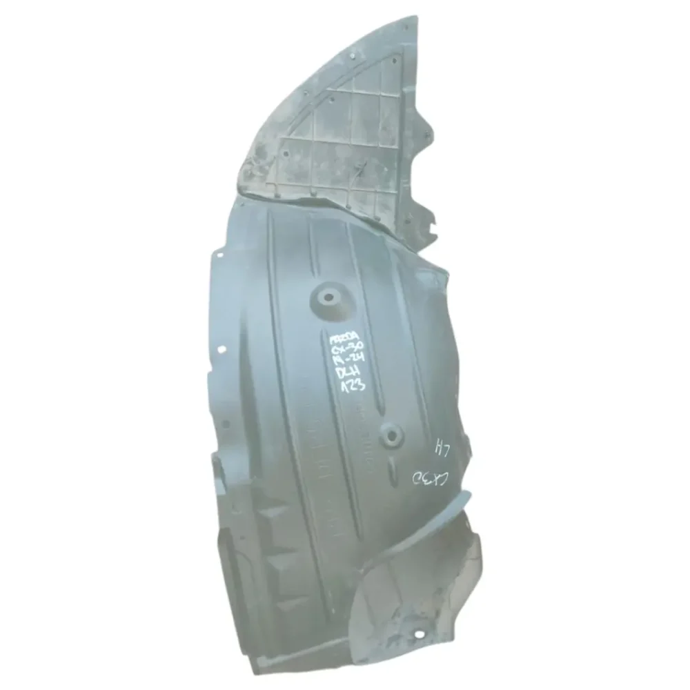 GUARDAFANGO DELANTERO IZQUIERDO MAZDA CX30 2019/2024  CON ALETA
