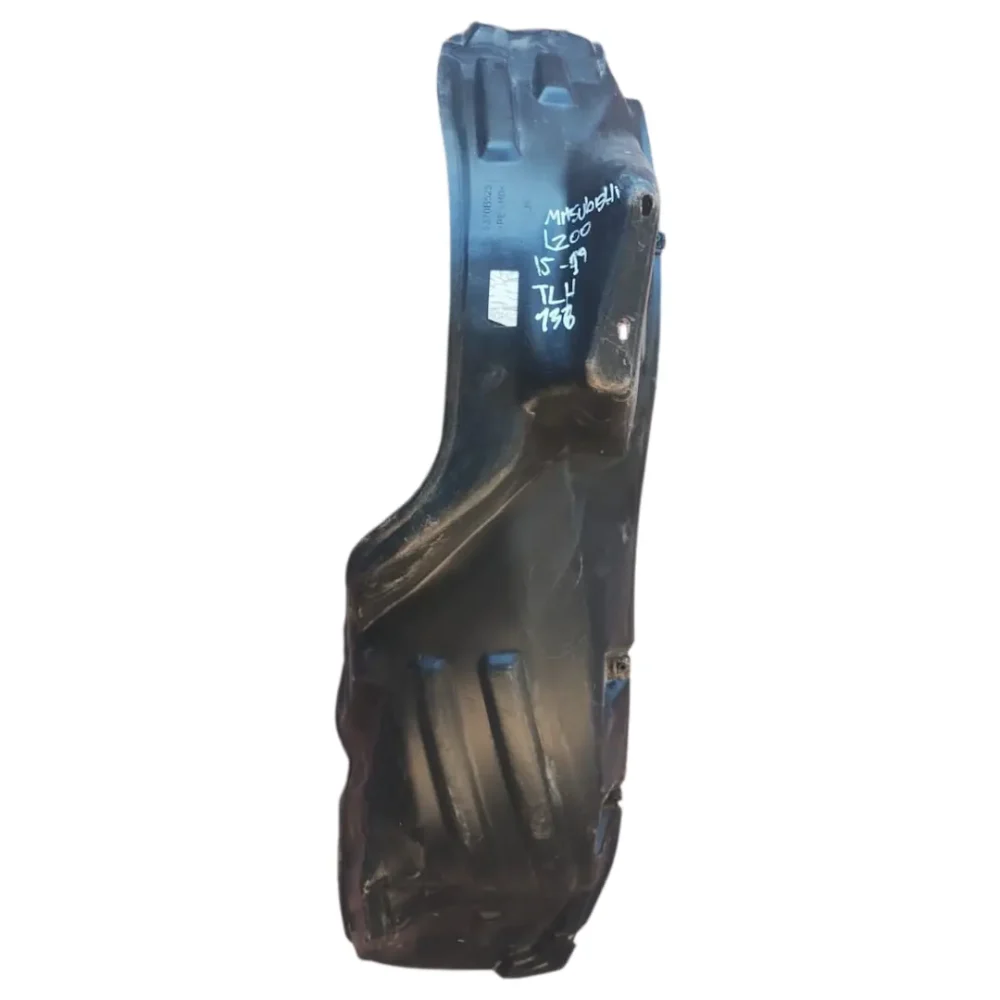 GUARDAFANGO TRASERO IZQUIERDO MITSUBISHI L200 2015/2019