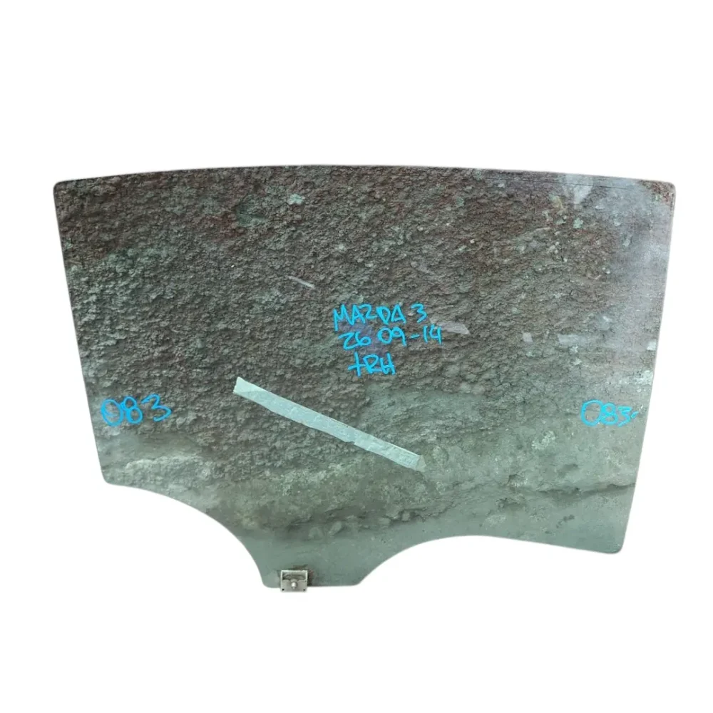 VIDRIO TRASERO DERECHO MAZDA 3 2G SEDAN 2009 AL 2014