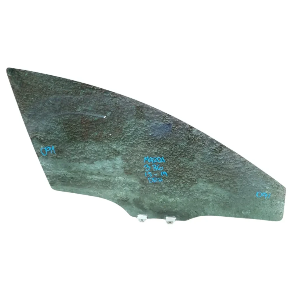 VIDRIO DELANTERO DERECHO MAZDA 3 3G 2015 AL 2019