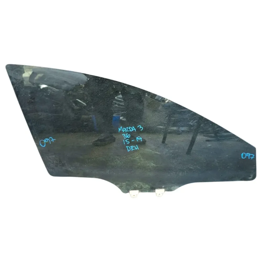 VIDRIO DELANTERO DERECHO MAZDA 3 3G 2015 AL 2019
