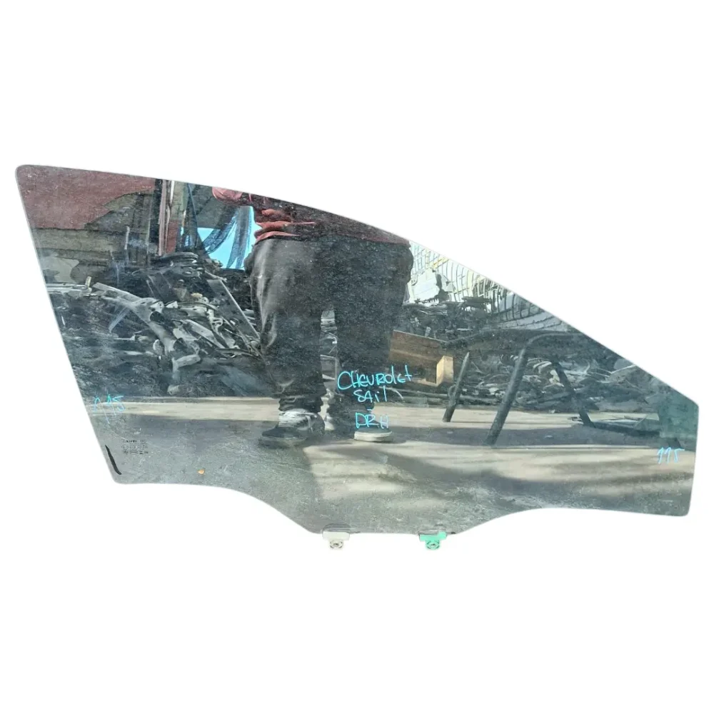 VIDRIO DELANTERO DERECHO CHEVROLET SAIL 2015 AL 2019