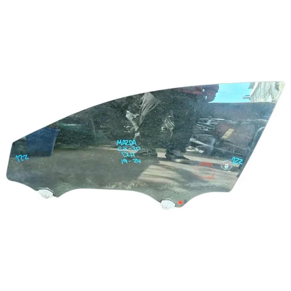 VIDRIO DELANTERO IZQUIERDO MAZDA CX30 2019 AL 2024