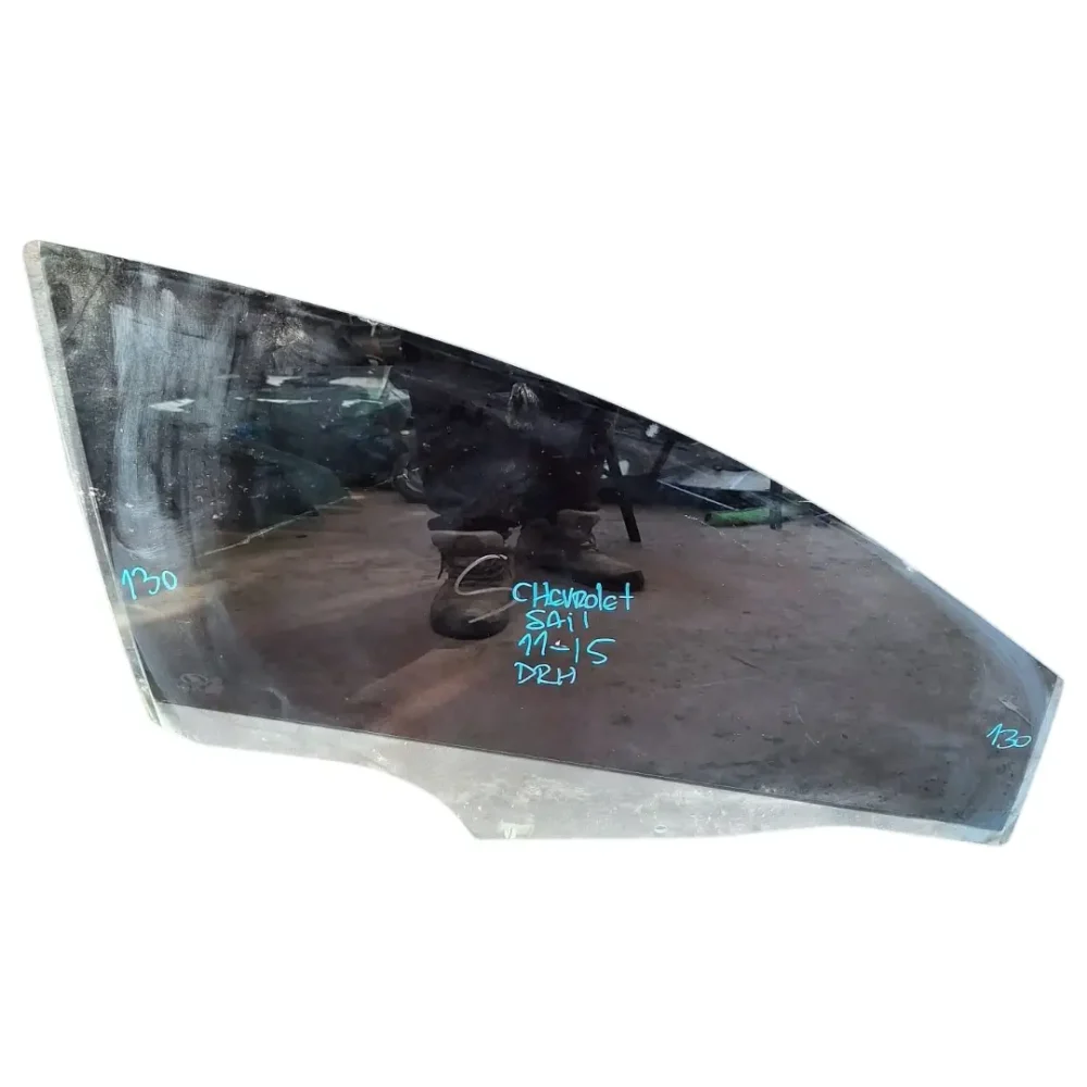 VIDRIO DELANTERO DERECHO CHEVROLET SAIL 2011 AL 2015